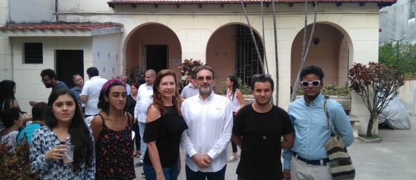 El Consulado de Colombia en La Habana conmemoró el Día Nacional de la Memoria y Solidaridad con las Víctimas del Conflicto Armado